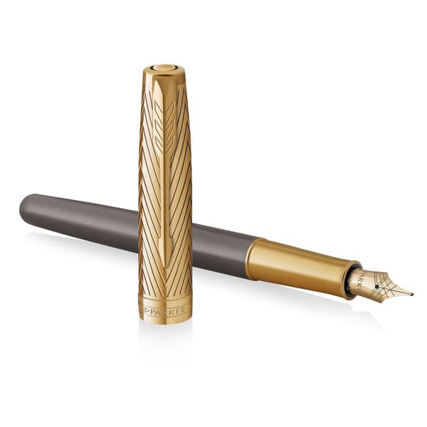 Parker Sonnet Pioneers Collection Gold Trim Fountain Pen